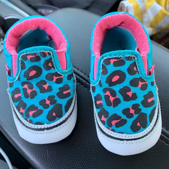 size 3 infant vans